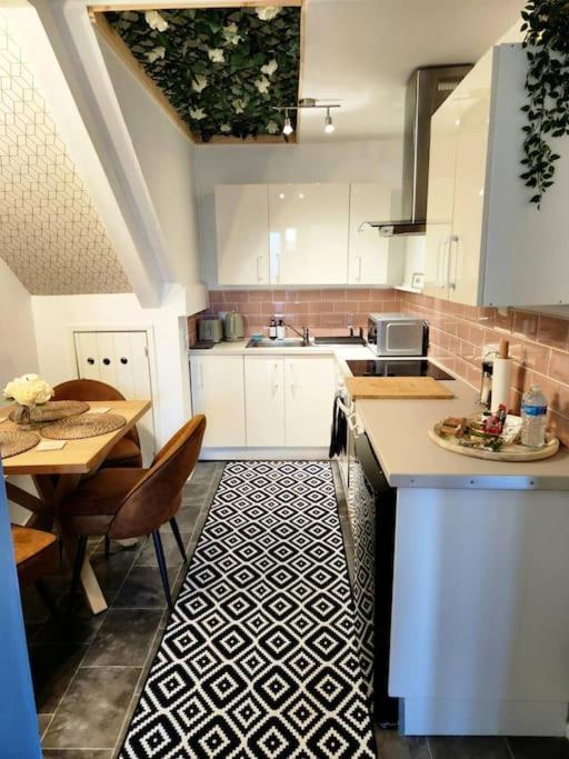 Cosy Hideaway In Nottingham Apartment Exterior foto